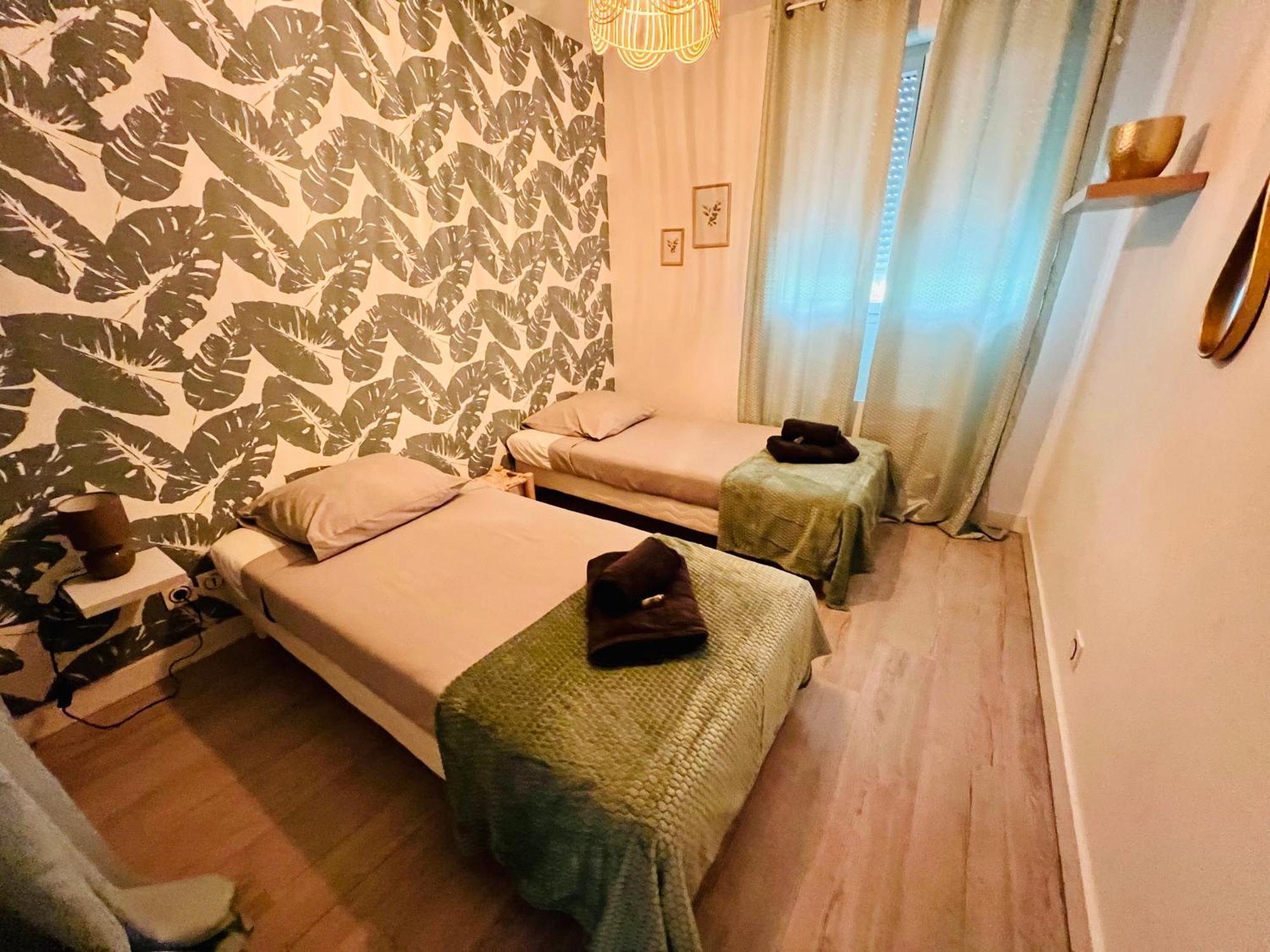 La Villa Ondine - Spacieux Appartement Sur Les Collines Nicoises - Piscine - 2 Parkings - Clim - Wifi نيس المظهر الخارجي الصورة